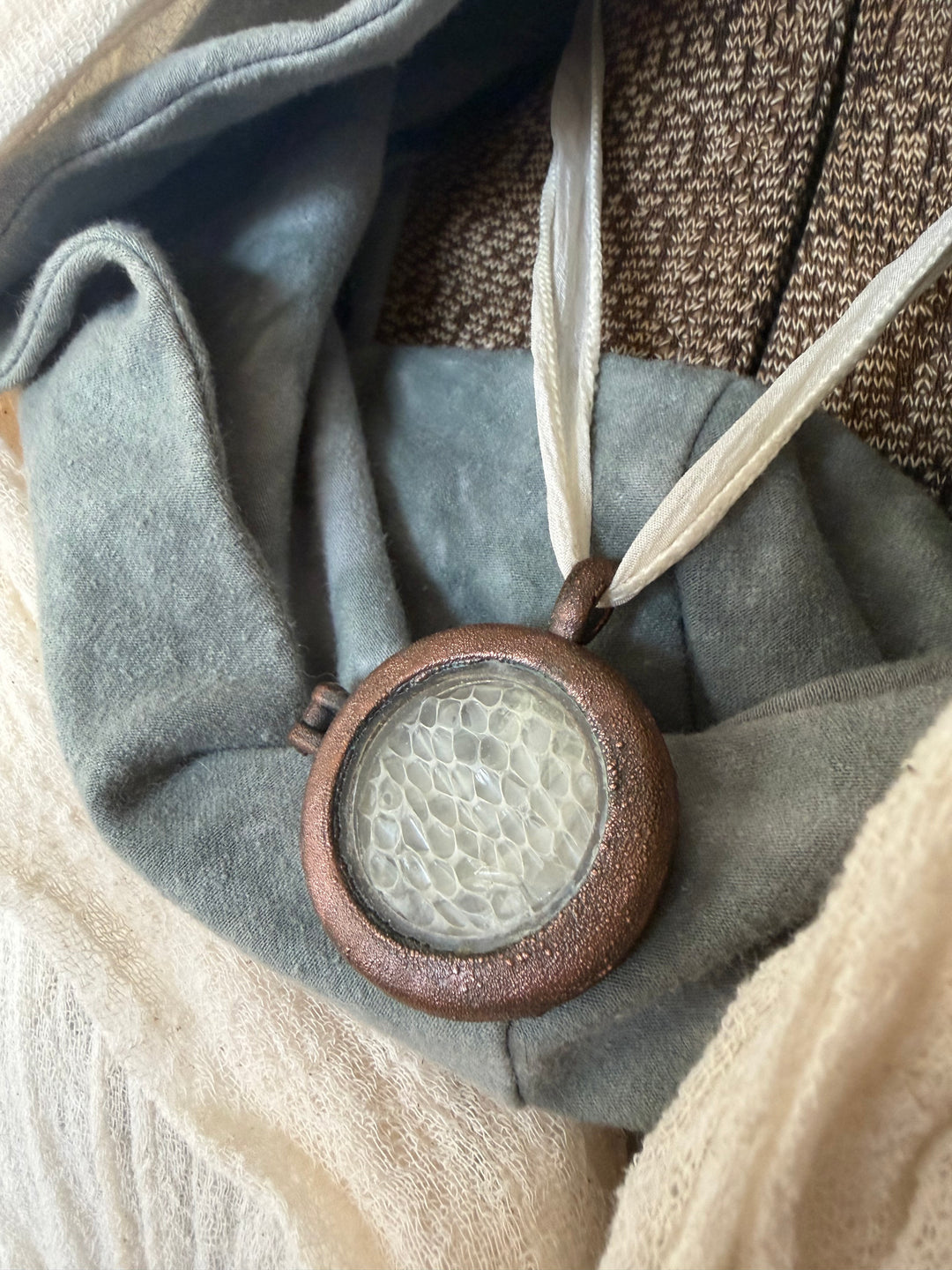 The Keepsake // Snake Shed Locket 𓆃