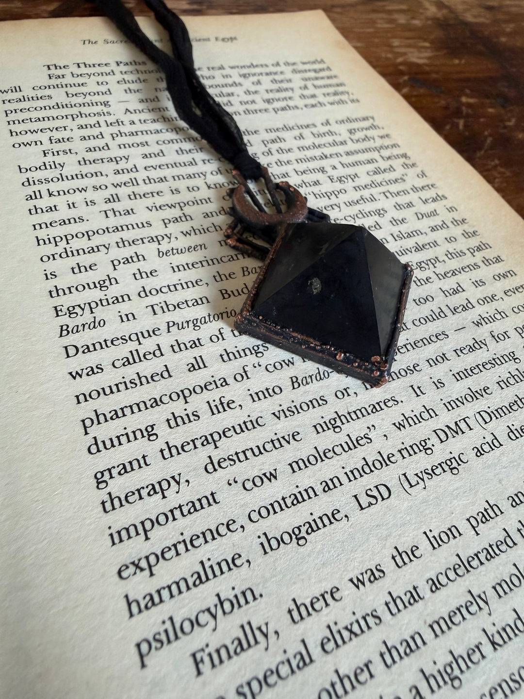 The Pyramid Talisman // Shungite 𓆃