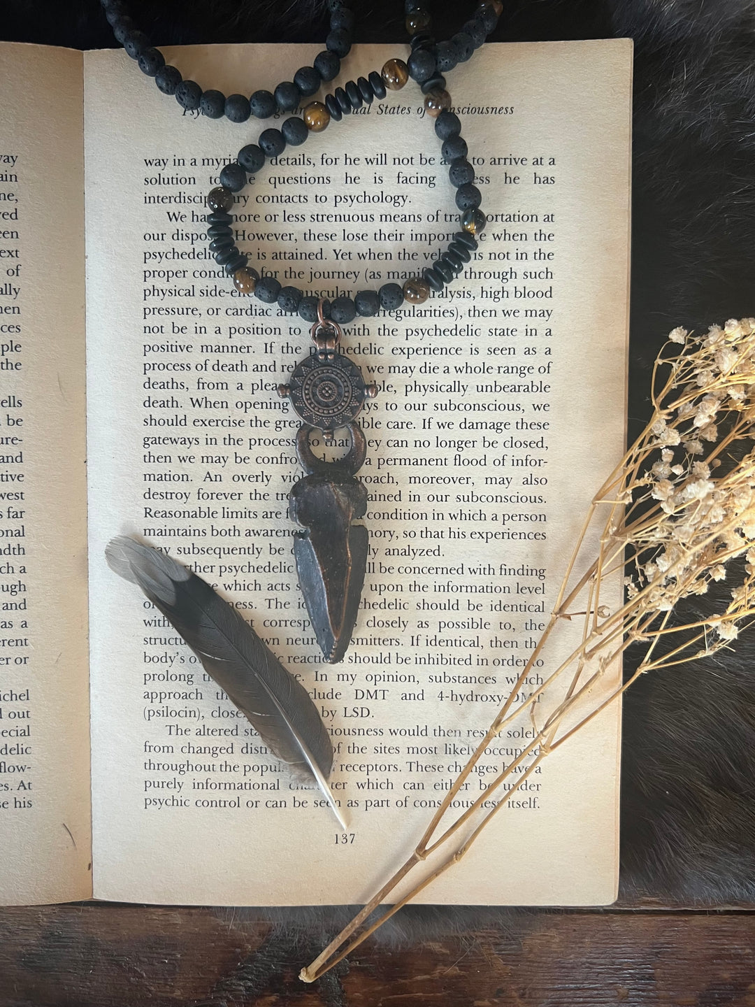 The Healer Amulet // Obsidian Arrowhead 𓆃