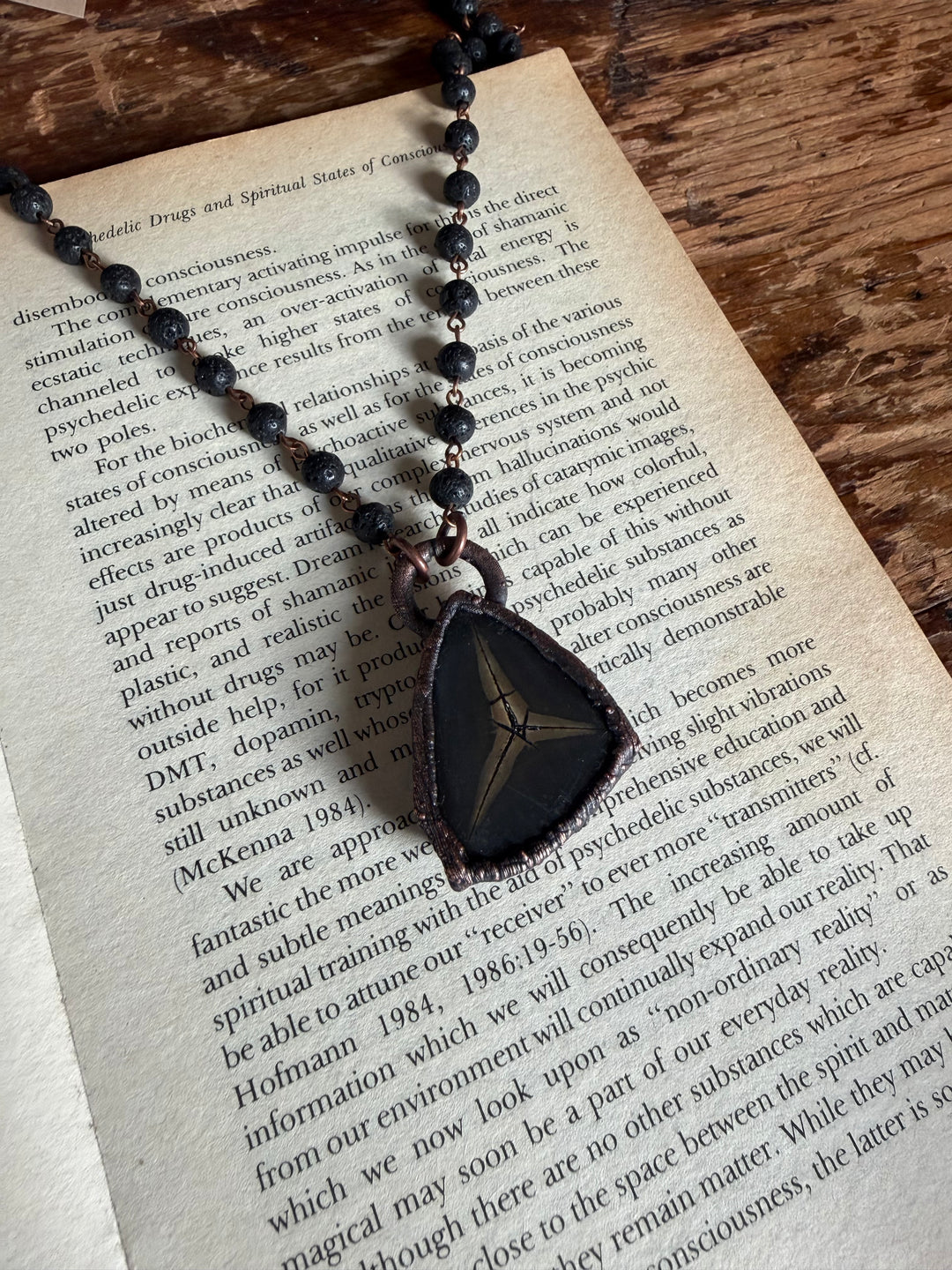 The Of Earth Amulet  // Septarian 𓆃