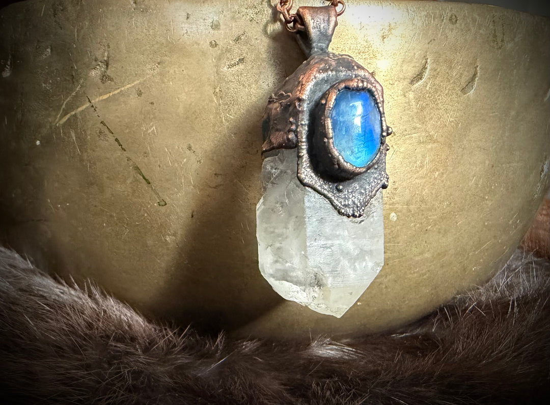 The Raw Earth Talisman // Clear Quartz + Moonstone 𓆃
