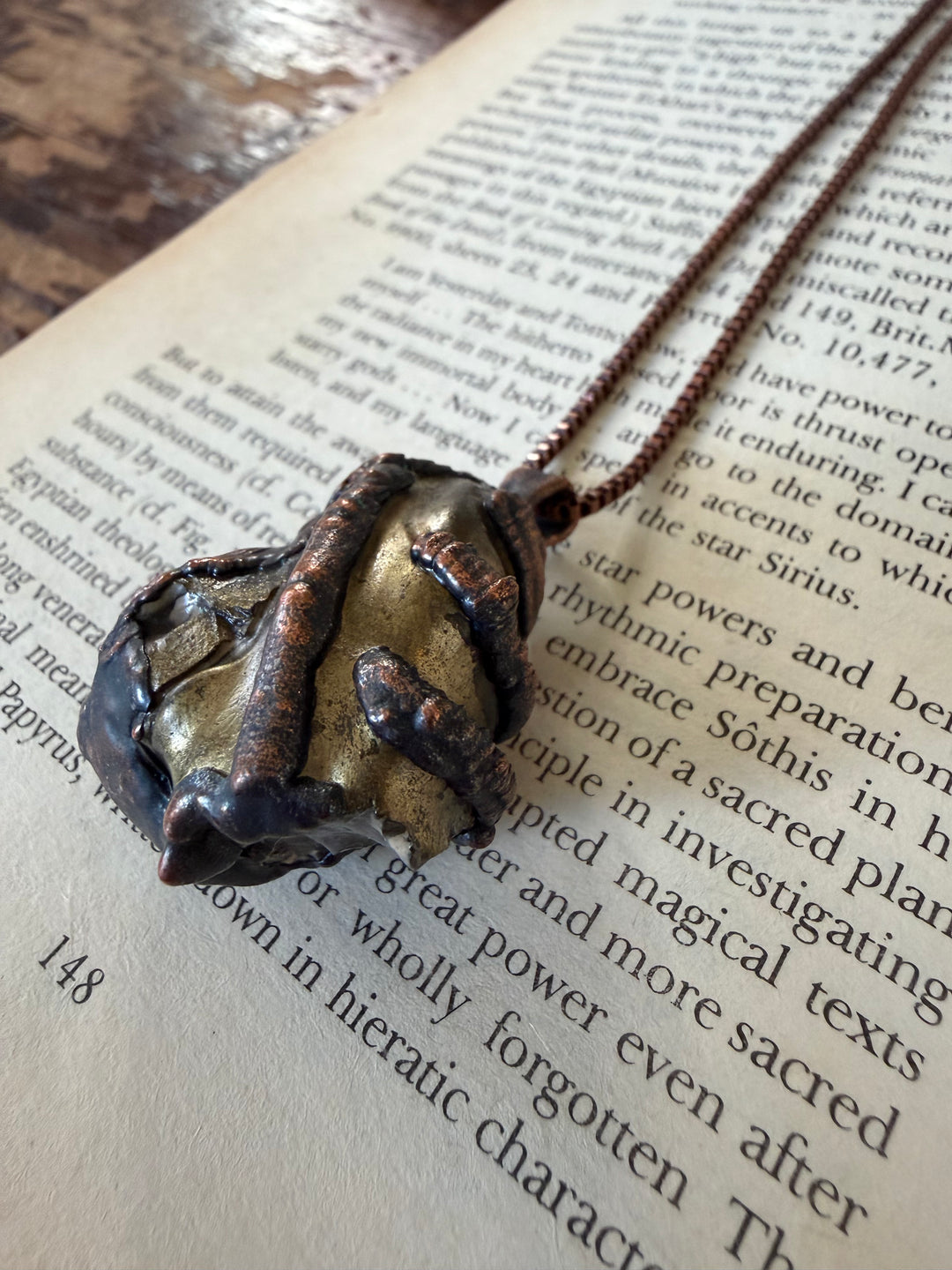 The Of Earth Amulet // Ammonite Negative 𓆃