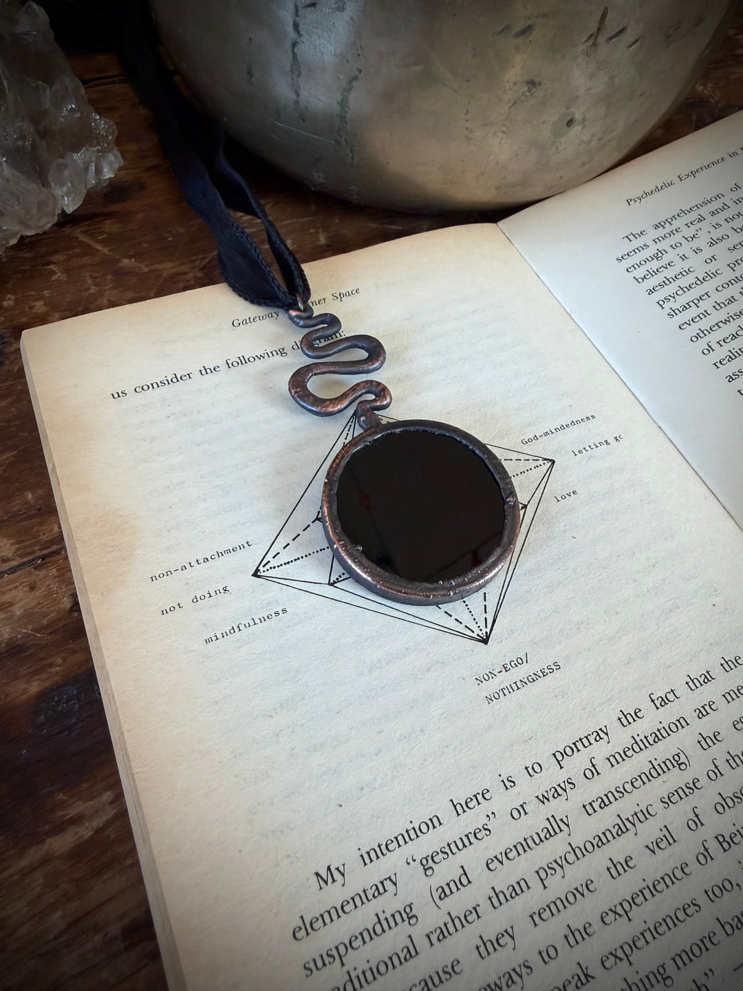 The Vision Seeker // Black Obsidian 𓆃