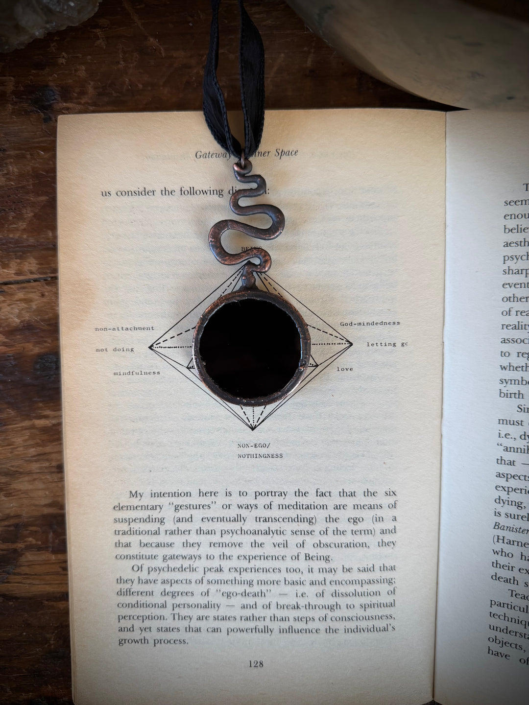 The Vision Seeker // Black Obsidian 𓆃