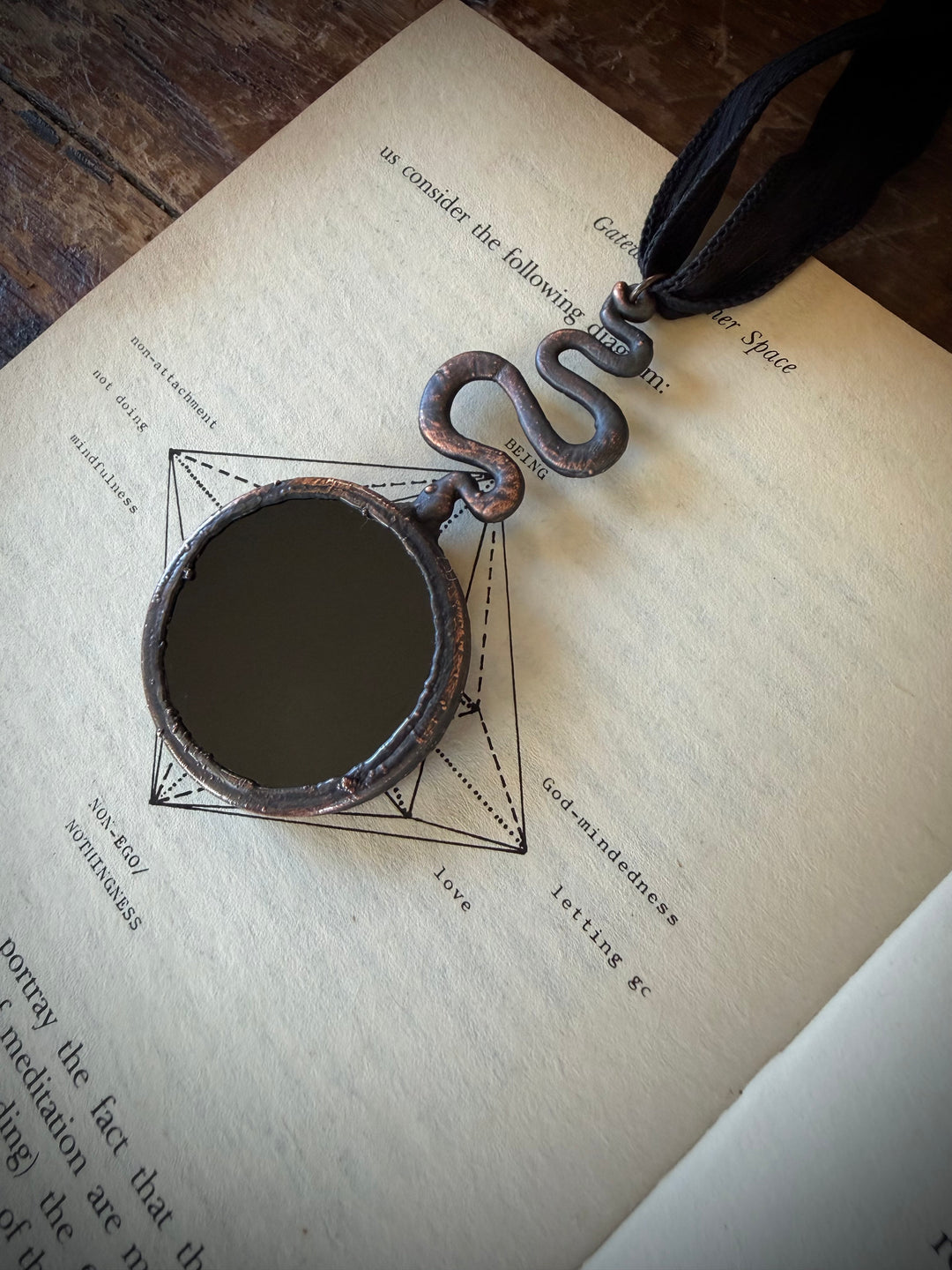 The Vision Seeker // Black Obsidian 𓆃